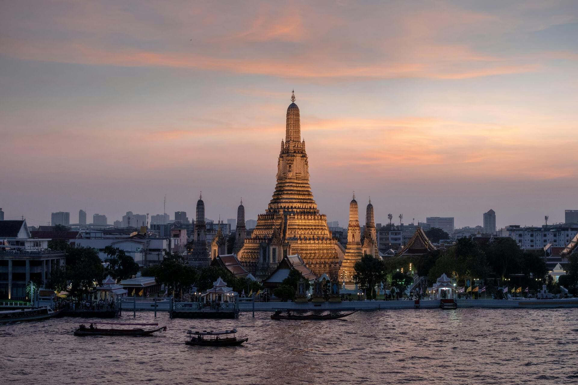 Wat Arun – The Temple of Dawn and Bangkok's Sacred Gems