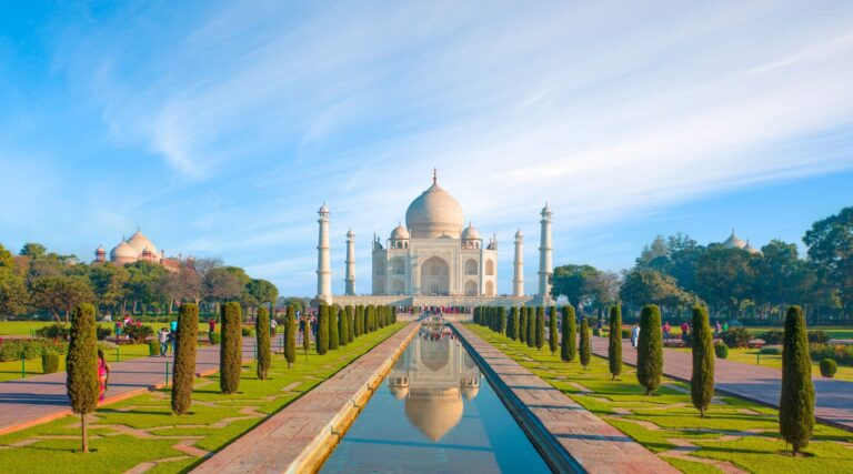 the best places to visit in India can be explored with IndiGo airline