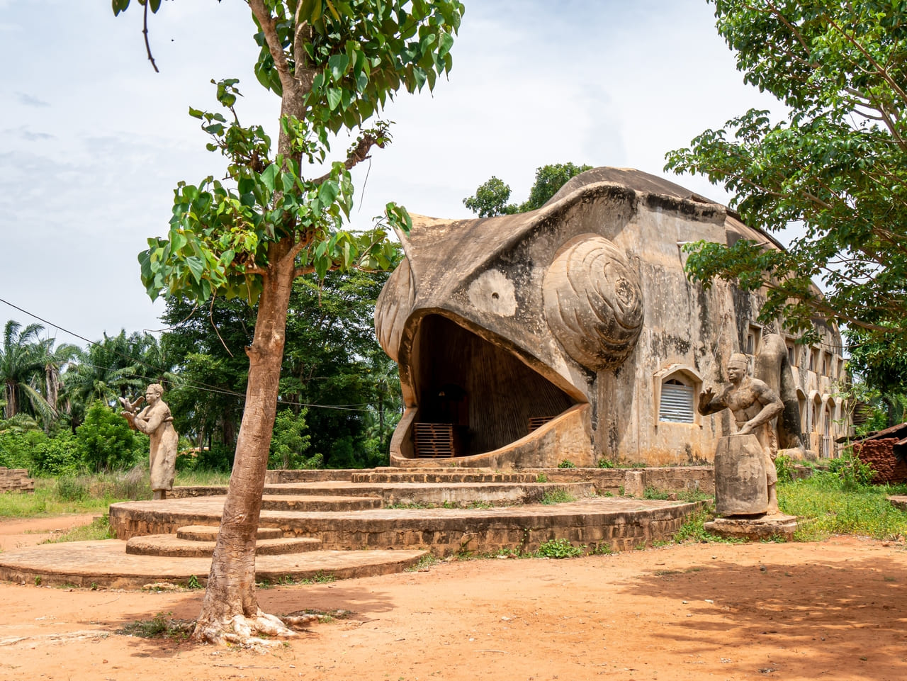 A Chameleon-shaped Vodun Temple, Abhomey
